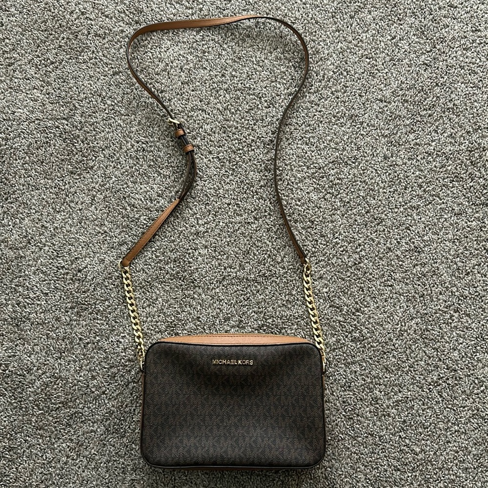 Michael Kors Crossbody Bag